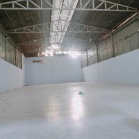 Cho Thuê Xưởng Đẹp Như Hình 330M2 Giá 30 Triệu/Tháng Sát Phạm Văn Đồng.