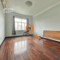 Cho Thuê Villa Khu Compound 280 Lương Định Của, P.an Phú, Quận : 7X20M, 3 Lầu. Giá 35 Tr/Th