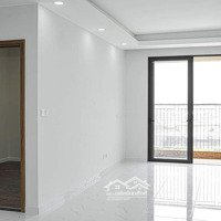 Căn Hộ Chung Cư 590 Cmt8: 115M2-3Pn- Máy Lạnh ,Nước Nóng