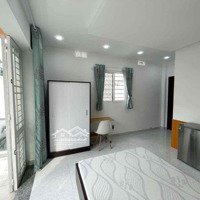 Căn Hộ Cao Cấp 30M2 Full Nội Thất Ngay Vòng Xoay Lý Thái Tổ Quận 10