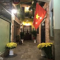 Cơ Hội Độc Đáo: Ngôi Nhà Sang Trọng Sát Sân Bay Tân Bình "