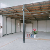 Cho Thuê Kho Tổng Diện Tích 260M2 Tại Ql13 Thủ Đức.