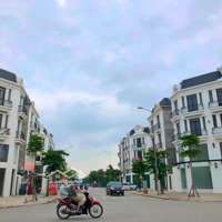 Cần Bán Gấp Căn Shophouse Sông Hồng Giá Rẻ Hơn Thị Trường Rất Nhiều. Vị Trí Đẹp Ngay Gần Chung Cư