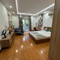 Chính Chủ Cho Thuê Nhà Phố Mega Village 8.3X17M. Full Nội Thất, Giá Bán 15 Triệu, Gọi Ngay 0912699993