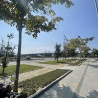  Bán căn biệt thự siêu đẹp Mặt Sông - KĐT VCN Phước Hải, Nha Trang có sổ Hồng