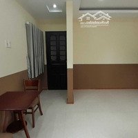 Chính Chủ Cho Thuê Phòng 40M2, Ngay Cv Hoàng Văn Thụ Full Nội Thất.