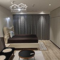 Cho Thuê Căn Studio 1 Phòng Ngủ Duy Nhất Tại Crest Residences, Nội Thất Thông Minh Hiện Đại