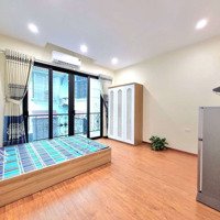 Cho Thuê Studio 25M2. Full Nội Thất, Cửa Sổ Ban Công Tại Phú Mỹ