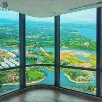 Bán Gấp Căn Hộ 3 Phòng Ngủthe Beverly Tầng Cao View Trực Diện Công Viên Giá Bán 5,9 Tỷ. Liên Hệ: 0912 381539