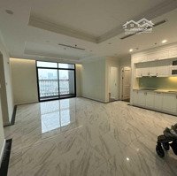 Cho Thuê Căn Hộ Tại Ngọc Khánh Plaza Cạnh Hồ Ngọc Khánh, Ba Đình, 161M2, 3 Phòng Ngủgiá Bán 18 Triệu/Tháng