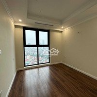 Cho Thuê Căn Hộ Cao Cấp Green Diamond - 93 Láng Hạ, 90M2 2 Pn Giá Bán 18 Triệu/Th. Liên Hệ: 0985878587