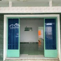 Bán Nhà Nát Mặt Tiền Đường, Gần Cầu Nguyễn Tri Phương & Trần Hưng Đạo, 52M2, Giá Bán 9.5 Tỷ