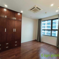 Cho Thuê 3Pn2Vs Cơ Bản Dcapitale Giá Bán 19 Triệu/Tháng , Hơn 90M2 , Vào Luôn . Liên Hệ E 0918269777