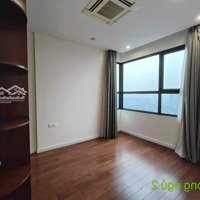 Cho Thuê 3Pn2Vs Cơ Bản Dcapitale Giá Bán 19 Triệu/Tháng , Hơn 90M2 , Vào Luôn . Liên Hệ E 0918269777