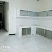 Cho Thuê Nhà 1 Lầu 1 Trệt, 3 Phòng Ngủ Kdc Minh Châu