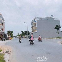 Bán Lô Đấtmặt Tiềnlưu Văn An,123M2,Thổ Cư,Mua Khai Thác Liền,Ngay Trung Tâm Long Thành, Giá Bán 2Ty 900 Triệu