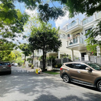 Nhà Phố Lakeview City Cần Bán Gấp Giá Chỉ 13.7 Tỷ Mẫu Nhà Ban Công. Liên Hệ: 0917330220