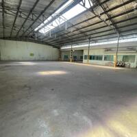 Cho thuê kho xưởng 800m2 đường Quốc Lộ 13, Hiệp Bình Phước, Thủ Đức