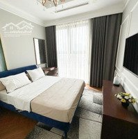 Chính Chủ Cho Thuê Căn Hộ Cao Cấp Tại Chung Cư D2 Giảng Võ 80M2, 2 Phòng Ngủview Hồ, Giá Bán 15 Triệu/Tháng