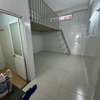 Cho Thuê Phòng Trọ 30M2 Tại Bùi Đình Tuý