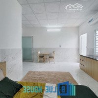 Cho Thuê Căn Hộ 1 Phòng Ngủ40M2 Ngay Công Viên Lê Thị Riêng