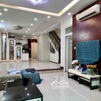 Nhà Đẹp Thuê Ở / Văn Phòng - 6*20 Bến Nghé, Quận 1