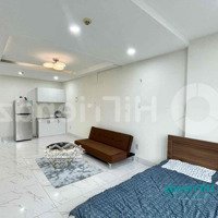 30M2 Rộng ,3 Cửa Sổ ,Thang Máy (Siêu Ngon)