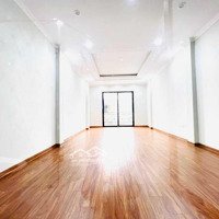 Chính Chủ Cần Bán Căn Nhà Ngõ 18 Định Công Thượng 7 Tầngx40M2 Thang Máy - Gần Phố 10 Mét Ra Ô Tô