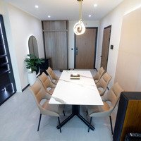 Bán Căn 2 Phòng Ngủ Selling 2 Bedroom Apartment, View Sông Tầng Cao, Đã Đầy Đủ Nội Thất Nhập Khẩu