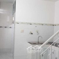 Kẹt Tiền Bán Gấp Nhà Phường Tân Thuận Đông Chỉ 3,3 Tỷ Hẻm Thông Thoáng Liên Hệ: 0988882834