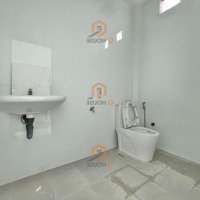 Cho Thuê Nhà Riêngmặt Tiềnđường Trương Văn Bang, Quận 2: 8X20M, 3 Sàn Trống Suốt. Giá 75 Triệu/Th