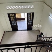 Cho Thuê Nhà Nguyên Căn Có Gác Lửng Còn Mới 130M2 Giá 7 Triệu/Th