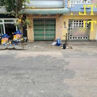 Bán nhà cấp 4 gác lửng mặt tiền đường Phan Đăng Lưu thành phố Dĩ An