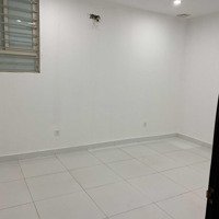 Chính Chủ Cho Thuê Căn Hộ 129M2, 3 Phòng Ngủ 2 Vệ Sinh Full Tiện Ích, Ở Ngay