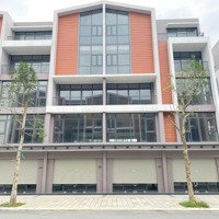 2,4Tỷ Có Ngay Shophouse Liền Kề Vhop3 Lâu Dài Đối Diện 50 Tòa Chung Cư, Megagrw, Bãi Xe, Vay 36T 0%