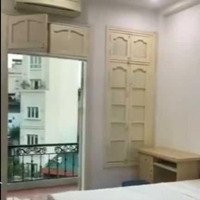 Cho Thuê Căn Hộ Phố Cửa Nam 30M2 Full Đồ, Thang Máy, Tiện Nghi, Ban Công Thoáng Giá Bán 5 Triệu