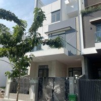 Cho Thuê Nhà Nguyên Căn 7X18M, Hầm, 3 Lầu, Giá Bán 50 Triệu/Thdiện Tíchsàn 418M2. Dự Án Mystery Villas