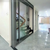 Mặt Bằng Đẹp 110M2 Đủ Nội Thất Cơ Bản Kd Ngay Đường 37,P.tân Quy_25 Tr