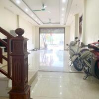 Nhà mình cho thuê mặt bằng làm văn phòng,cửa hàng vừa để ở cạnh KCN VSIP , Phù Chẩn , Từ Sơn , Bắc Ninh