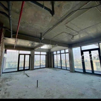 Bán 3 Căn Penthouse Từ 258M2 Đến 330M2, Sân Vườn Rộng Rãi, View Panorama Toàn Thành Phố