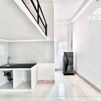 Duplex Q3_Giá Rẻ_30M2_Rộng Rãi_New_Sạch Sẽ_Thoáng Mát_Gần Chợ Hoà Hung