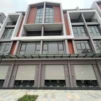 7.5 Tỷ Sở Hữu Ngay Shophouse Phố Biển Đối Diện Chung Cư - Gần Công Viên Và Grandworld Hà Nội