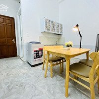 (Siêu Hot) Căn Hộ Mini Đẹp 40M2, Full Nt Ở Luôn Tại 381 Nguyễn Khang