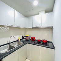 Bán Căn Hoa Hậu 2 Ngủ Sáng Toà R1 Royal City. Liên Hệ: 086.668.5679 Em Hoàng Anh