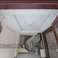 Chính Chủ Em Bán Nhà Ở Phường Long Biên, Quận Long Biên, 5 Tầng, 30M2, Ngõ Rộng 2.7M, Giá Bán 3.75 Tỷ