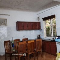 Cho Thuê Nhà Vườn 65M2- 5 Tầng , 5 Phòng Ngủđủ Đồ , Tại Ngõ 28 Phố Tứ Liên , Tây Hồ Hà Nội.