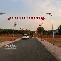 Bán Lô Đất Đối Diện Ubnd Xã Bàu Cạn, Gần Sân Bay Long Thành Giá Bán 2,5 Tỷ