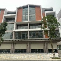 Bán Shophouse 2 Mặt Tiền: Pb2 Vinhomes Ocean Park 3