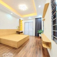 Bán Nhà Kim Giang, 42M2 X 6 Tầngx 4.8 Tỷ, Ô Tô Đỗ Cửa - 2 Thoáng