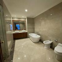 Cho thuê căn hộ cao cấp 3 Phòng ngủ ít nội thất 160m2 tại Vincom Đồng Khởi view đẹp giá chỉ 61tr/tháng.